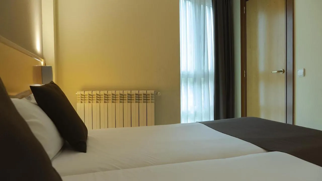 Annapurna M&P Aparthotel Ordino 0*,  Andorra